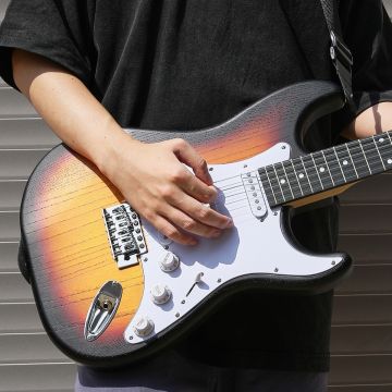 Donner DST-80 sähkökitarapaketti sunburst
