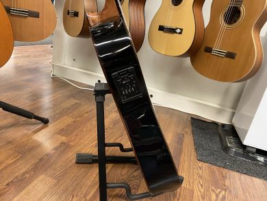 Esteve Gipsykings SP nylonkielinen mikitetty kitara, musta