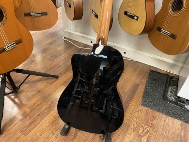 Esteve Gipsykings SP nylonkielinen mikitetty kitara, musta