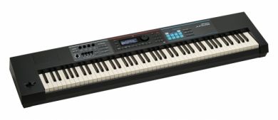 Roland Juno DS-88 piano-syntetisaattori