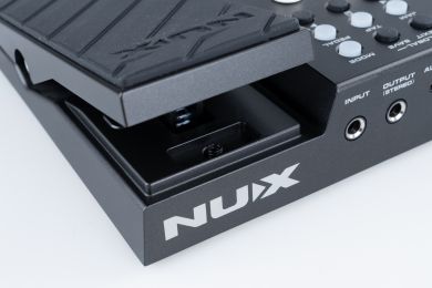 NUX MG-300MKII Multiefekti