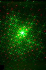 Upee Firefly LED-laser vihreillä ja punaisilla valoilla